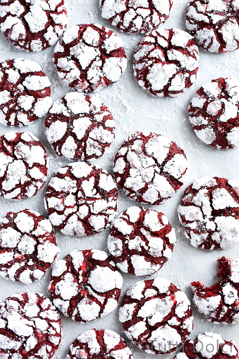 Bake Easy Red Velvet Crinkle Cookies for the Holidays